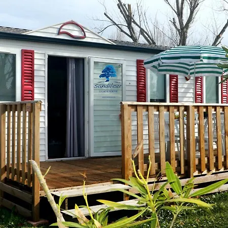 Mobilhome « Les Temps Heureux » *